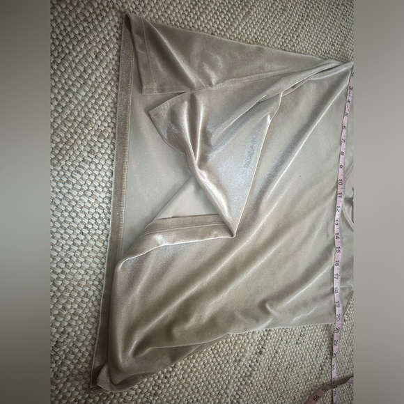 Women’s Large Tan Velvet Tank Top - Picture 5 of 6